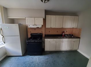 120 Wilkinson Ave #2E, Jersey City, NJ 07305