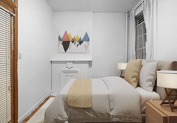 3rd image of 166 E 91st St #1E