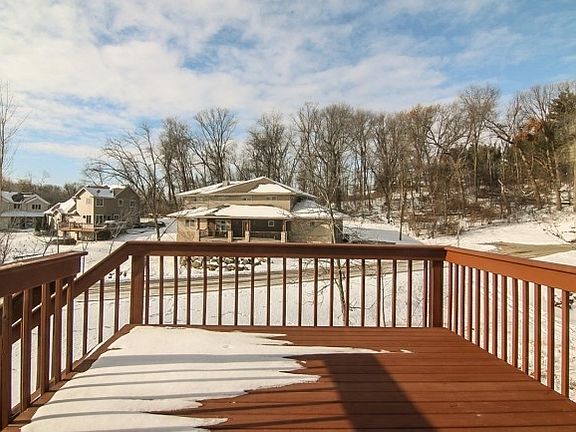 3rd image of 1004 Kettle Woods Dr