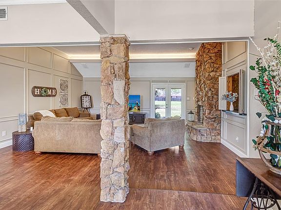 5th image of 1102 Villa Siete