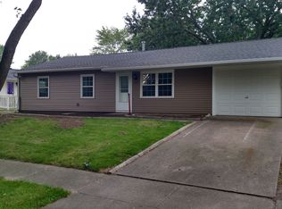 603 Dogwood Dr, Champaign, IL 61821