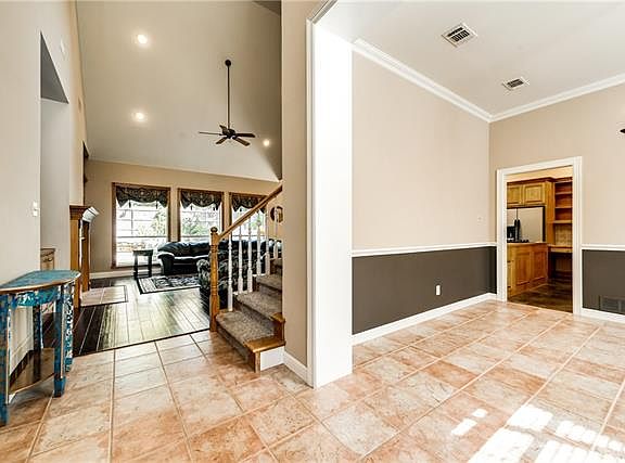 4th image of 3941 Fawn Dr