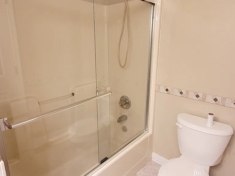 67 Berkshire Dr — Photo 10