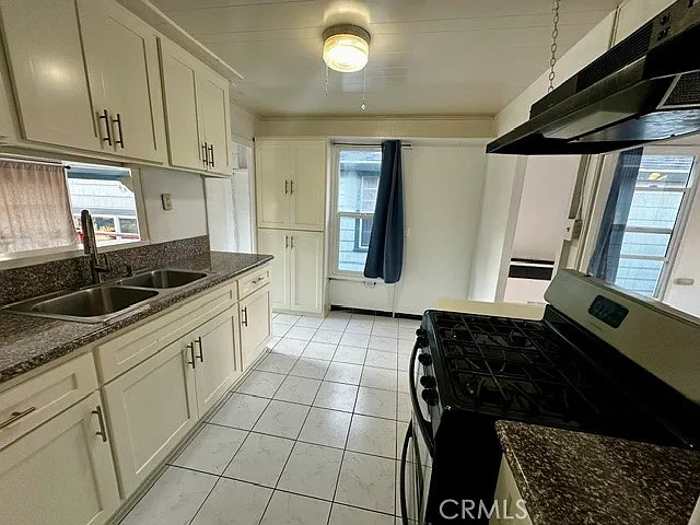 131 N Pacific Coast Hwy — Photo 11