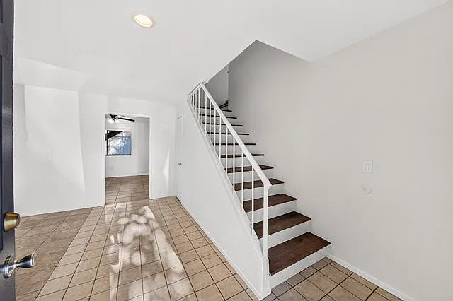 3 bed, 2.5 bath, 1500 sqft, $3,600 — Photo 4