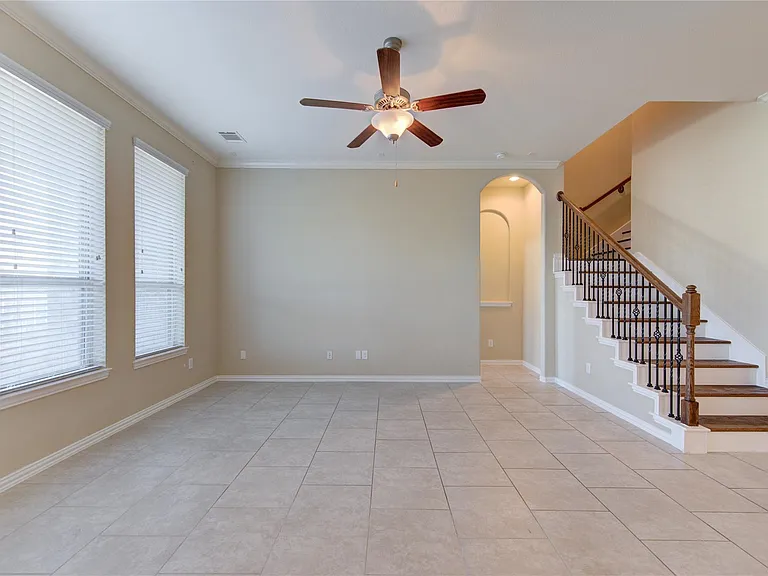 6519 Point Hollow Ln — Photo 25