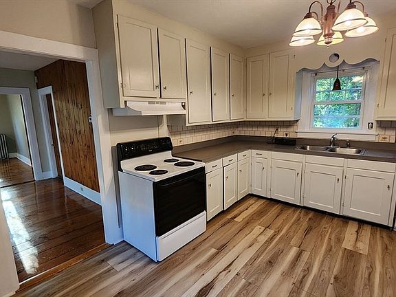 5th image of 12 Mayhew St #1