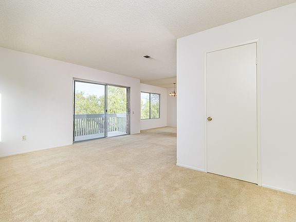 4th image of 4254 Mesa Vista Way Unit 1