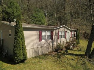 397 Grassy Branch Rd, Topton, NC 28781