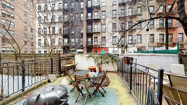 Rented by Bond New York | media 13