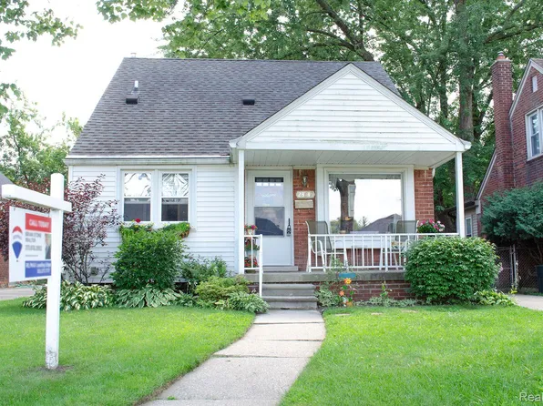 23647 Hollander St, Dearborn, MI 48128