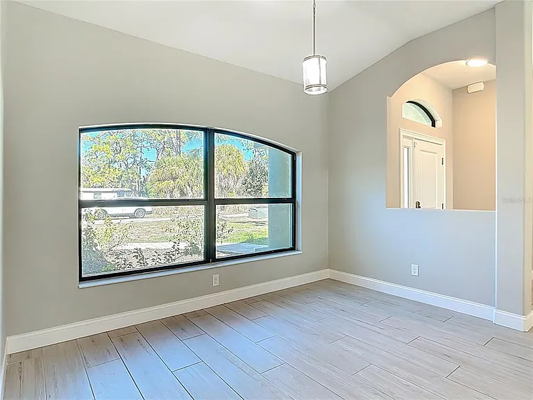 540 Alabama Ave — Photo 18