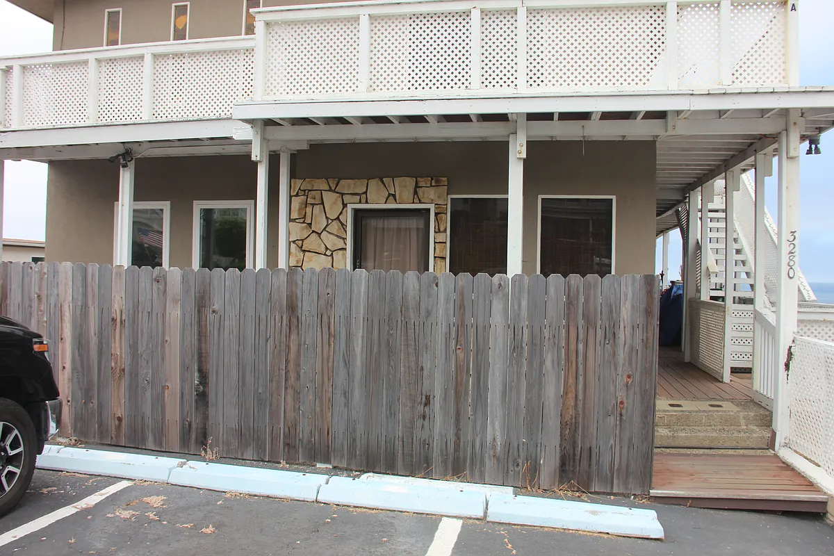 Building Photo - 3280 Ocean Blvd #C