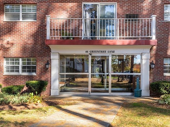 2nd image of 46 Greentree Ln APT 25