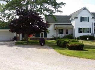 1706 Delta Rd, Bay City, MI 48706