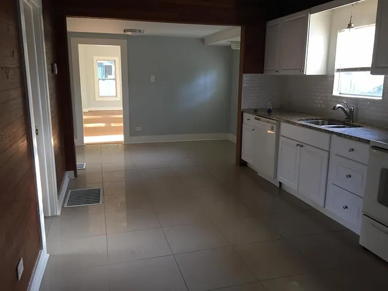 637 Bryant St — Photo 10