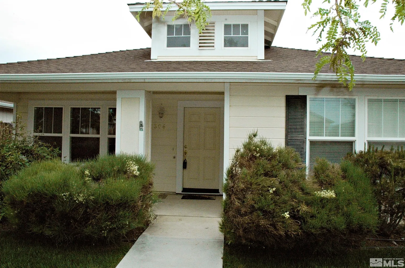 1306 White Ash Dr photo 1