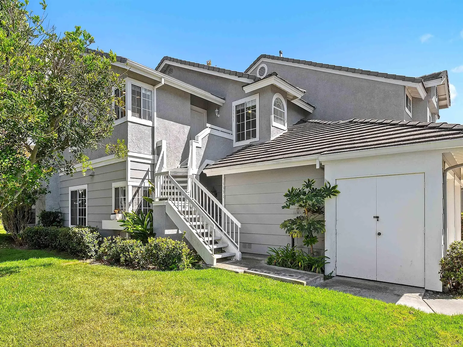 Pacifica — Photo 1
