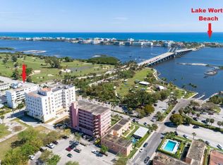 1 N Golfview Rd APT 404, Lake Worth, FL 33460