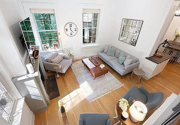 2nd image of 44 Morton St APT 1W