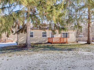 3375 Easton Rd, Barberton, OH 44203