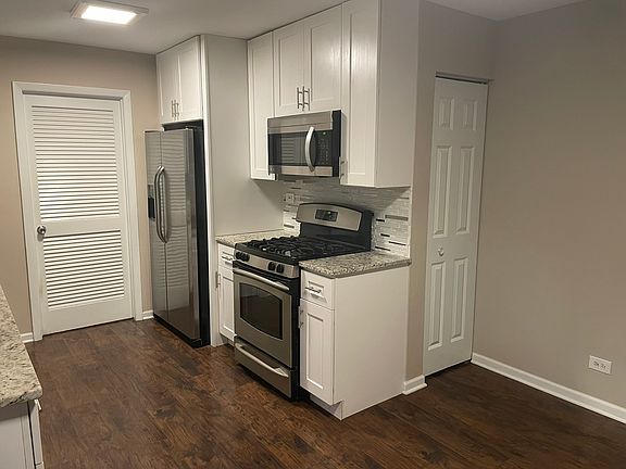 5th image of 140 Meadowbrook Ln