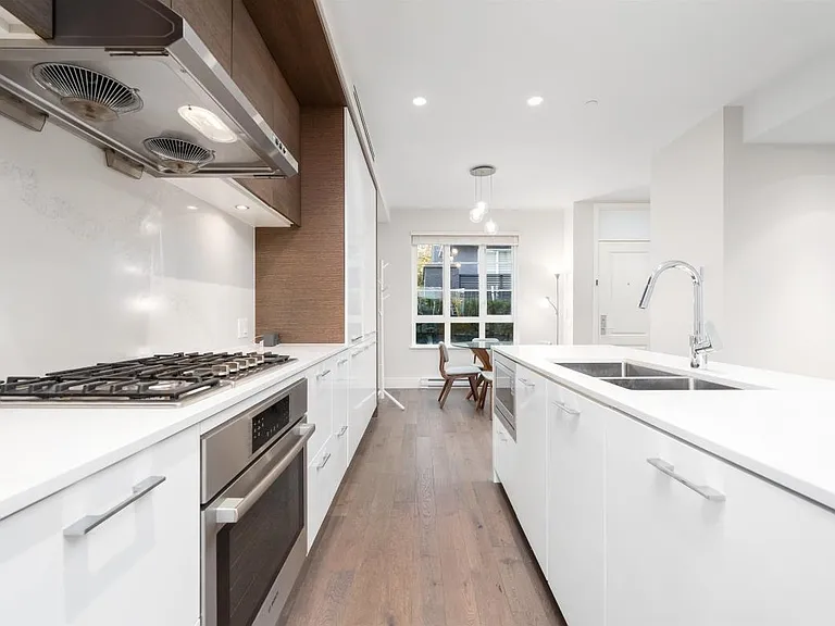 238 W 62nd Ave #6 — Photo 4