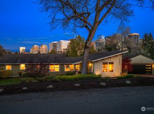 10025 NE 13th St, Bellevue, WA