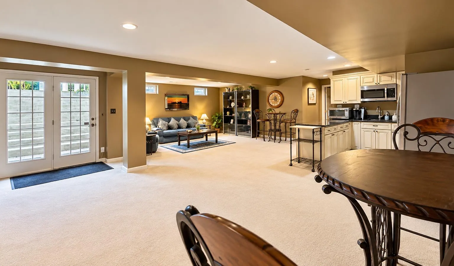 25052 Impala Ct — Photo 2