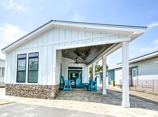 210 Squid Ln, Panama City Beach, FL 32408