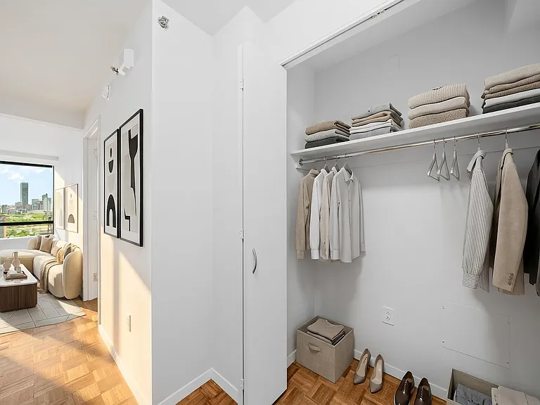 420 E 61st St #17D — Photo 6