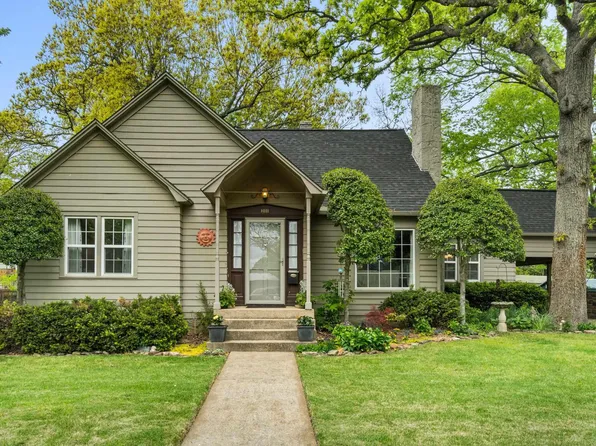 1011 W Nicholson Ave, Harrison, AR 72601