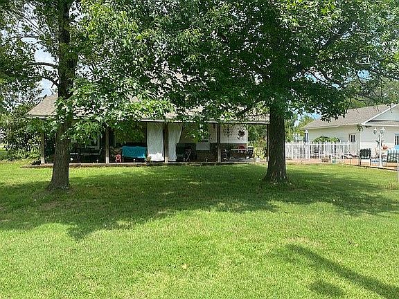 3rd image of 396 Florida Ave S