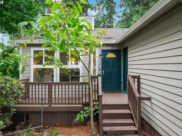 2660 Sunset Ave, West Linn, OR 97068
