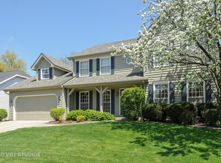 2283 University Dr, Naperville, IL 60565