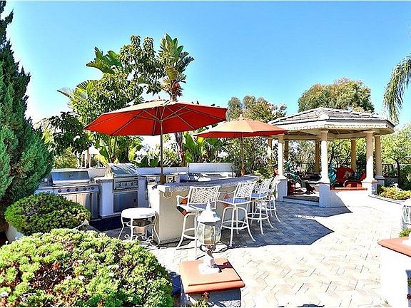 3rd image of 1649 Paseo Vista St