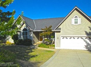 13625 Gold Country Dr, Penn Valley, CA 95946