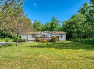 25 James St, Bethlehem, NH 03574
