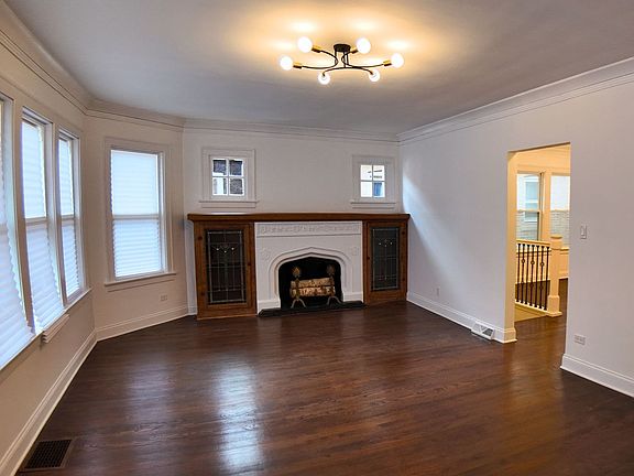 3rd image of 10440 S Sangamon St