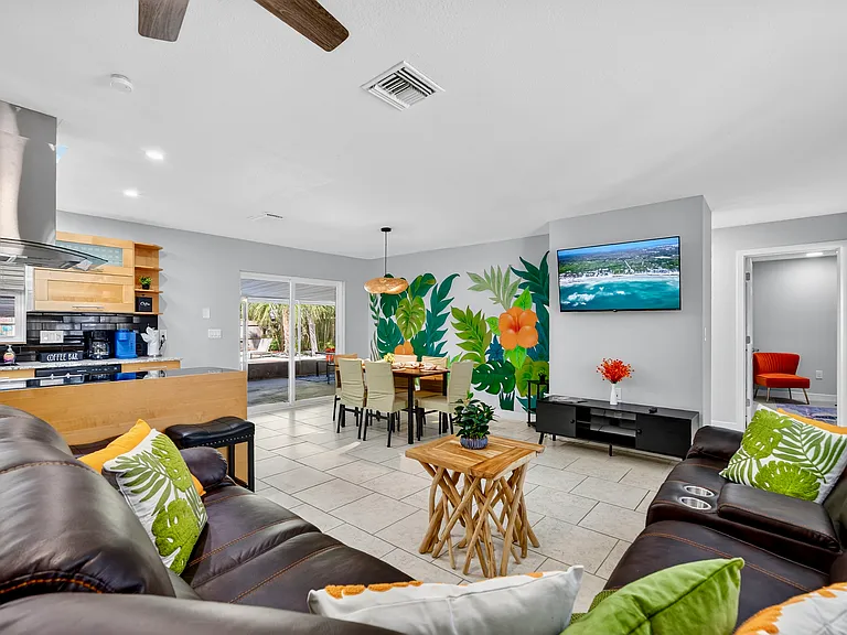 3044 Golden Rain Dr — Photo 11