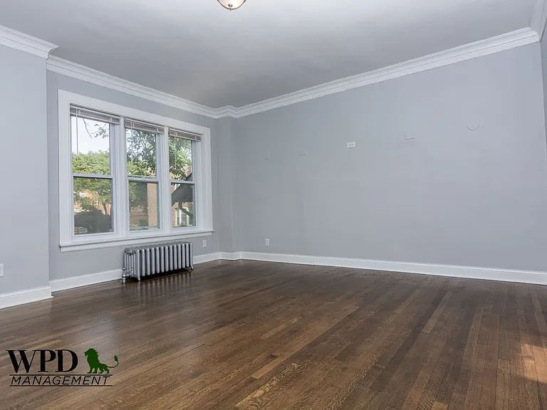 7639 S. Colfax Ave. — Photo 16