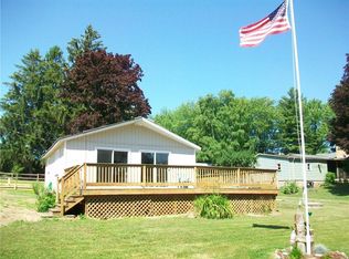 10266 Louisiana Ave, Wolcott, NY 14590