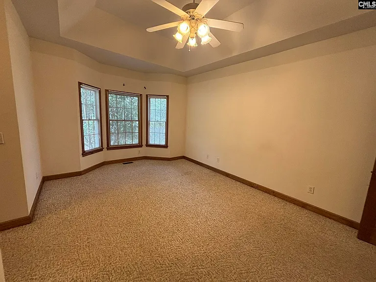 527 Superior Cir — Photo 11