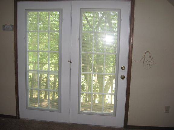4th image of 551 N Buckeye Trl