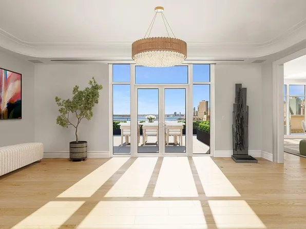 360 Furman St APT 1216, Brooklyn, NY 11201