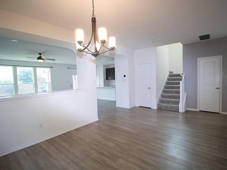 2105 Ebony Dove St — Photo 5