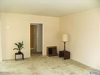 3rd image of 5828 Eberle St