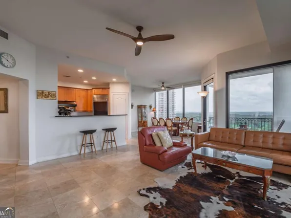 2828 Peachtree Rd NW APT 1501, Atlanta, GA 30305