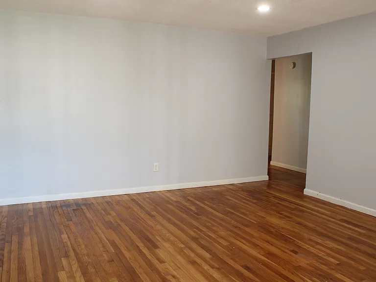 8 Fishkill Glen Dr #A — Photo 7