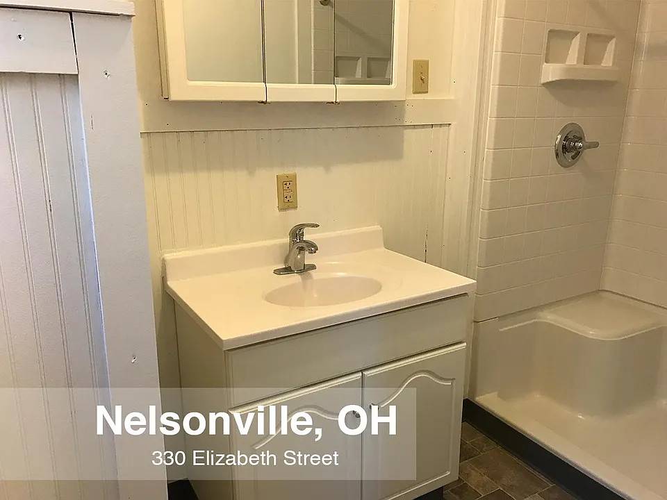 330 Elizabeth St